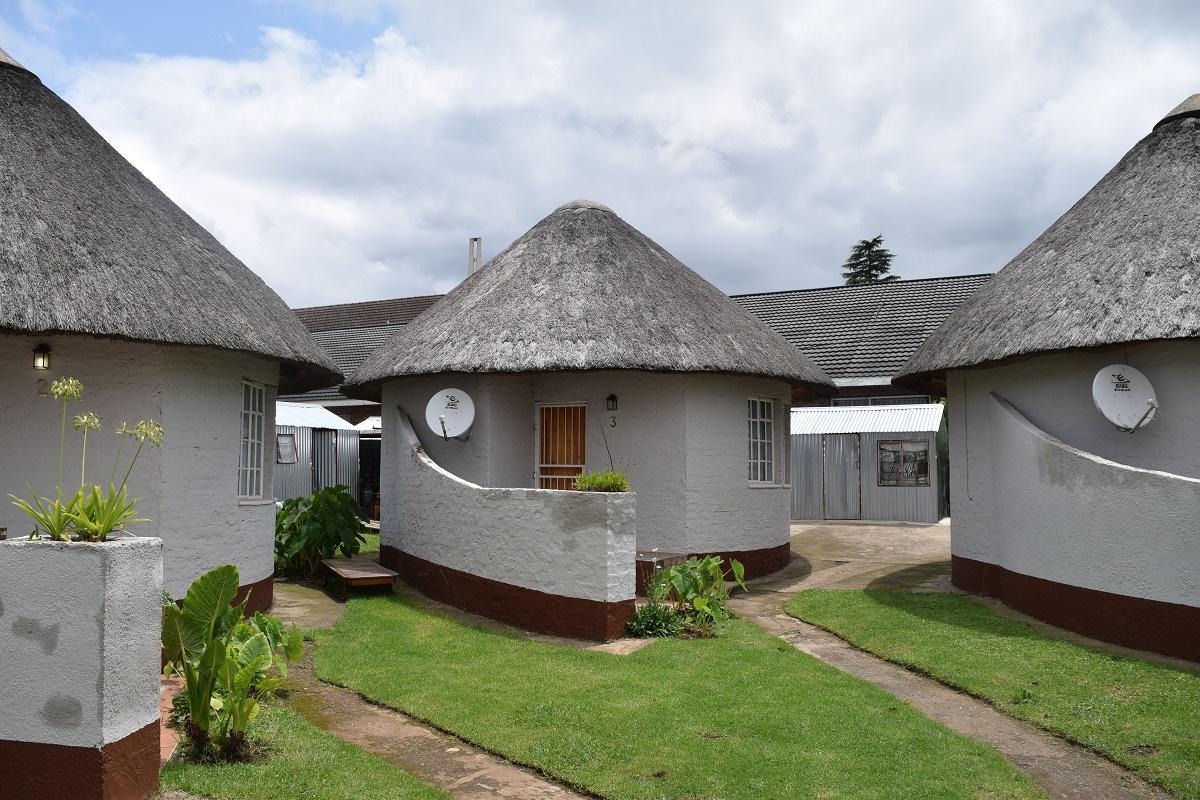 Sheri'S Lodge & Backpackers Graskop Exterior photo